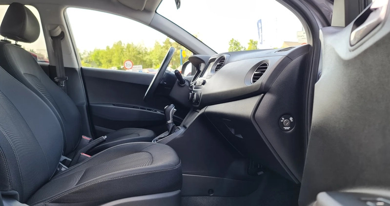 Hyundai i10 cena 51900 przebieg: 68622, rok produkcji 2018 z Trzebinia małe 562
